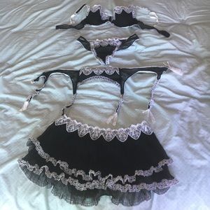 NWOT Never worn Jezebel 34C and accessories