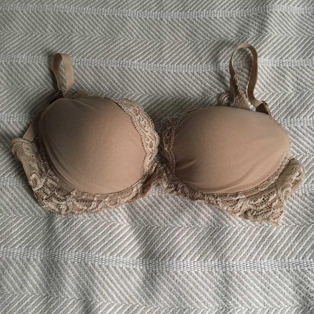 Natori Feathers Contour Plunge Bra