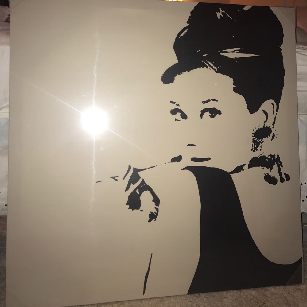 Audrey Hepburn photo