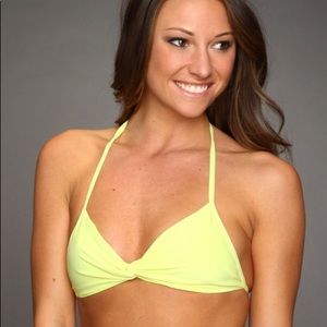 NWT L*Space Sensual Solids Twister Top size D