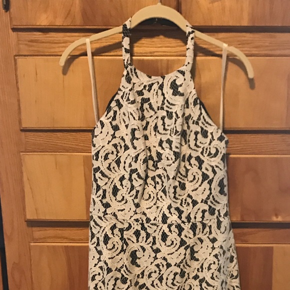Shoshana NWT lace halter dress - Picture 2 of 4