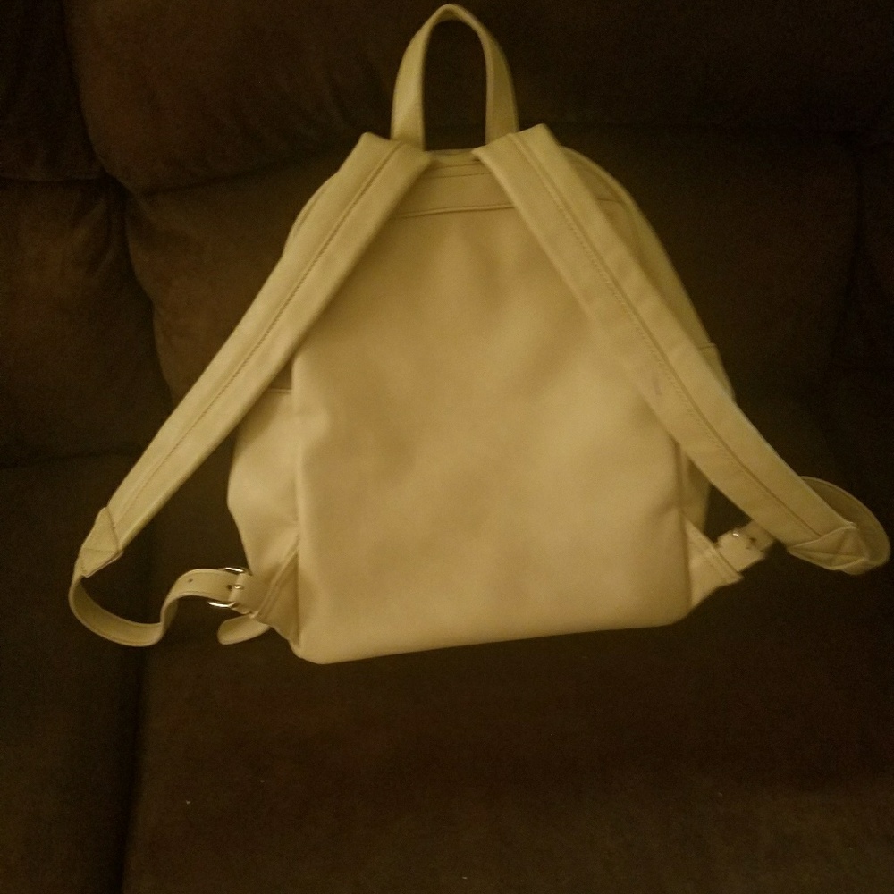 Backpack Bag - Picture 3 of 3