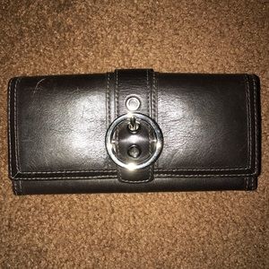 Coach wallet w/buckle