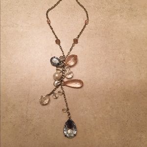 ✨Price drop 9/22!✨ Silver, pink & Blue necklace