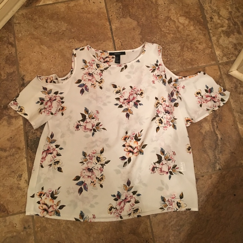 SOLD F21 Cold shoulder floral blouse