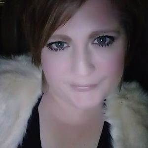 Meet your Posher, Caitlin