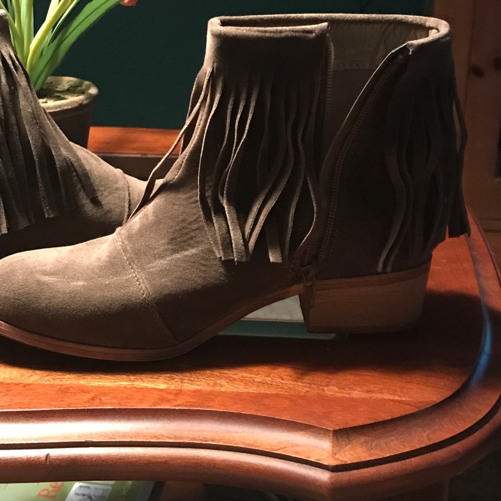 brown suede booties with fringe