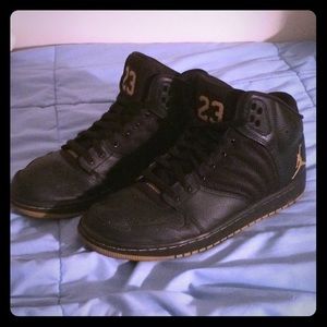 Black Jordan basketball shoes