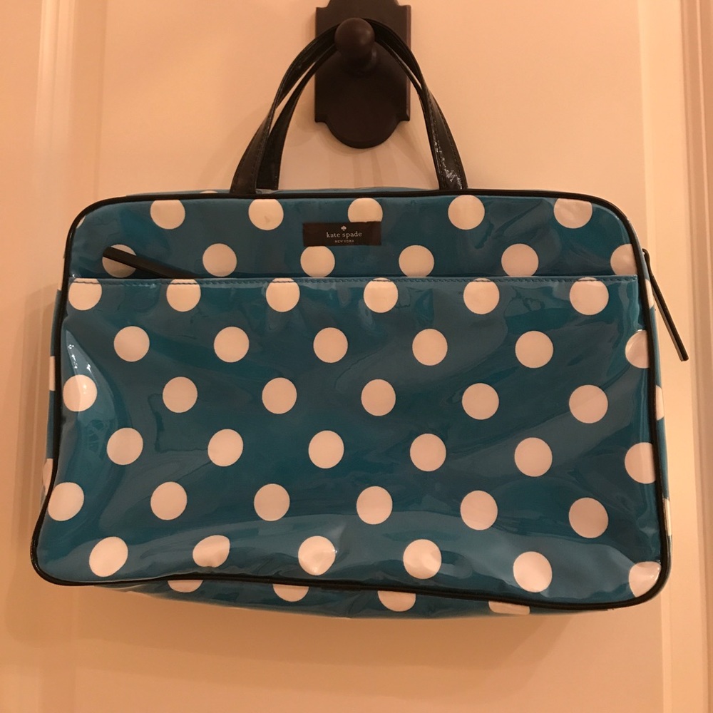 Kate spade travel cosmetic bag
