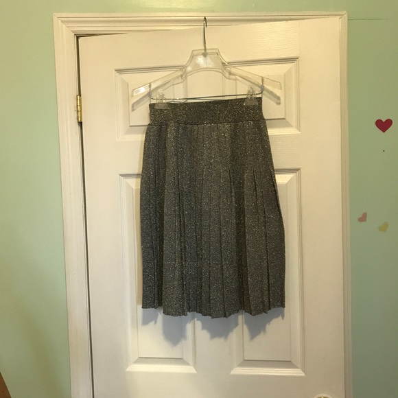 Metallic Sweater Skirt - Picture 5 of 6