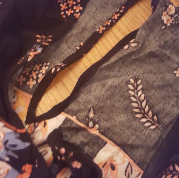 Express romper with pockets size XS EUC - Picture 4 of 4