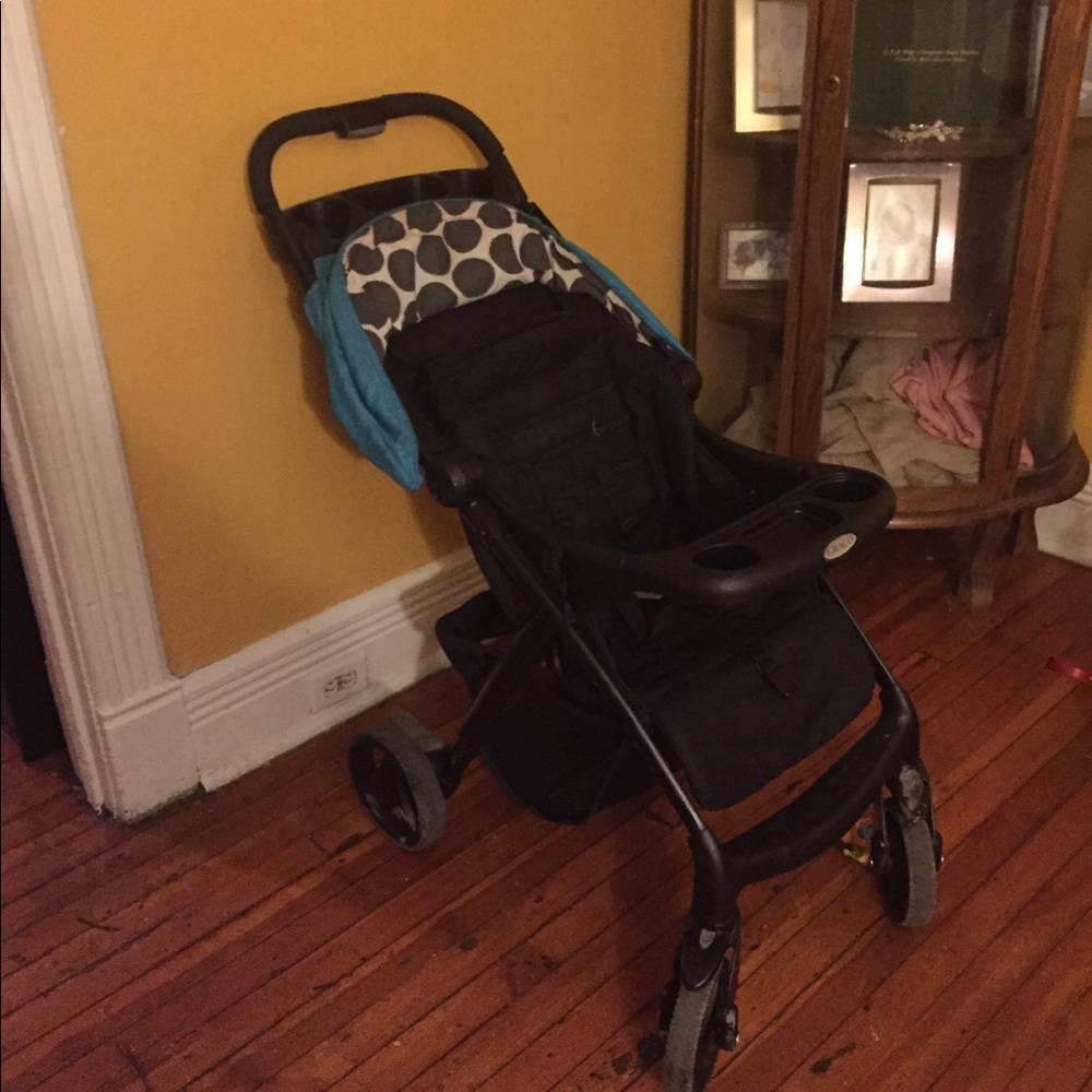 Stroller and matching car seat