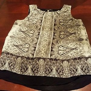 Black and White sleeveless Split Back