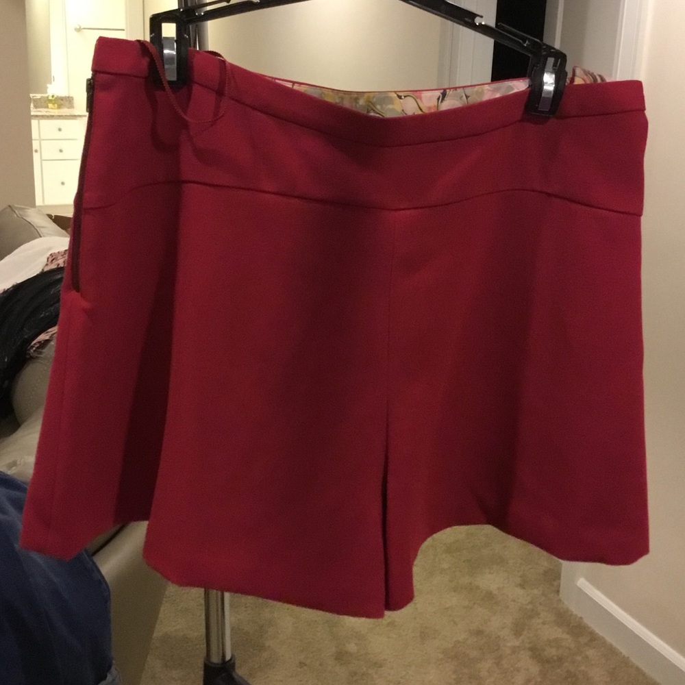 Beautiful lightweight wool Fall shorts.
