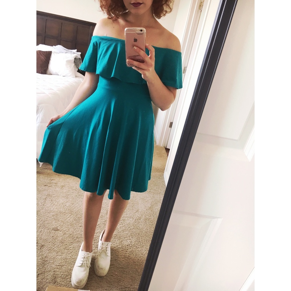 🦋 Susana Monaco Off Shoulder Knit Skater Dress 🦋