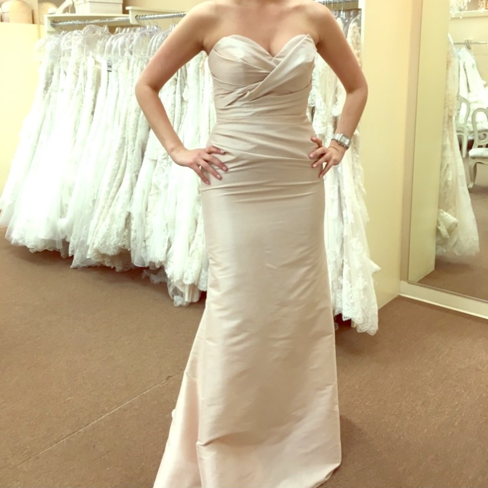 Sweetheart gown