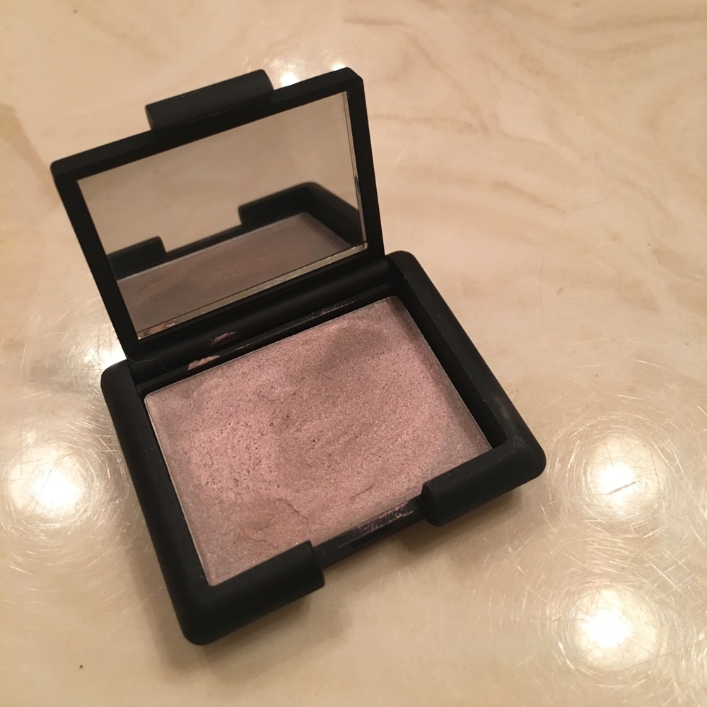 SOLD NARS Pearl lilac cream eyeshadow