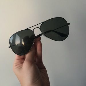 Ray-Ban Black Aviators