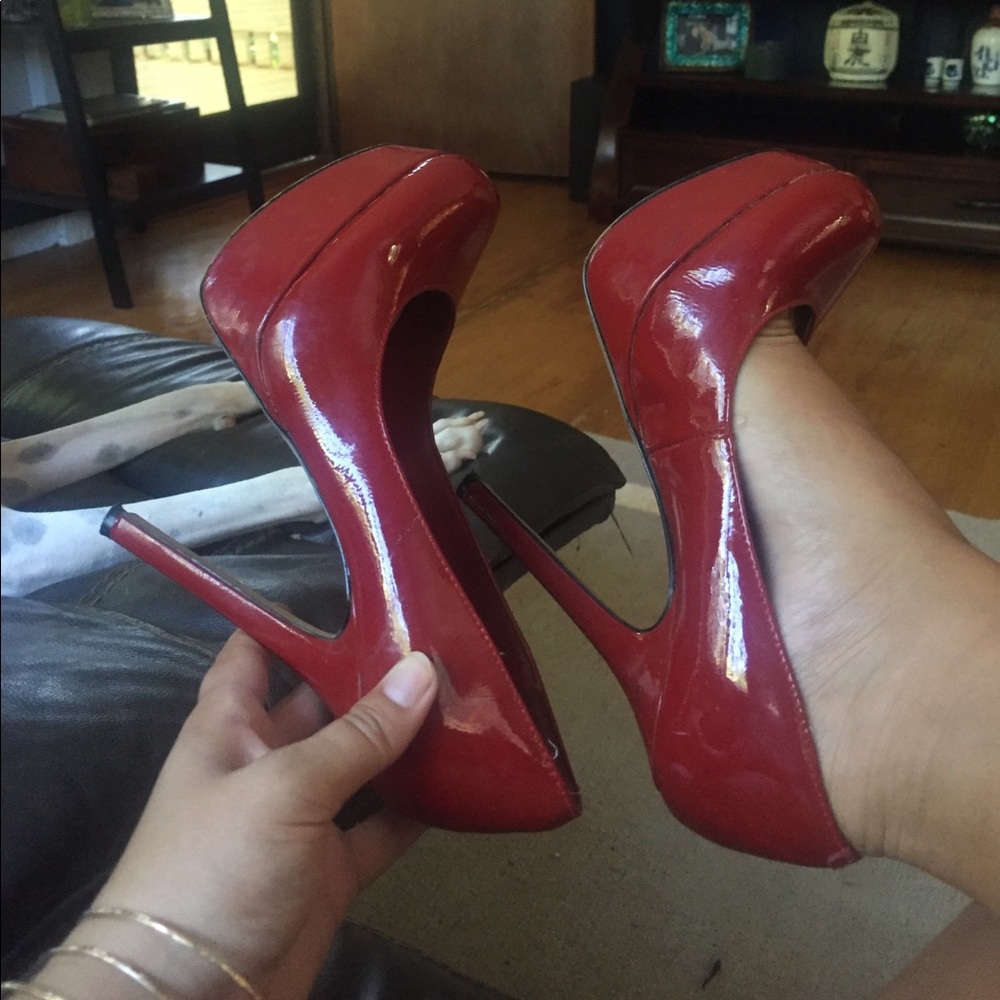 Steve Madden Bevv Heel, Cherry Red 6M