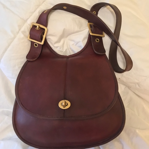 SOLD Coach Vintage Crescent Bag - Picture 2 of 8