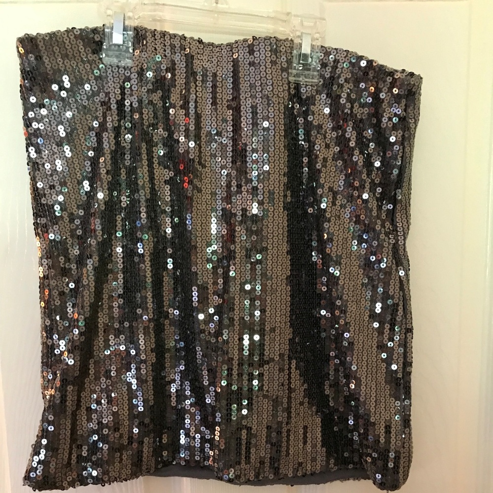 Xhilaration sequin pencil skirt