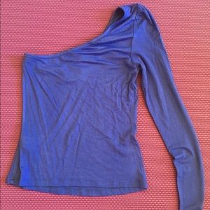 Single sleeve colbalt top