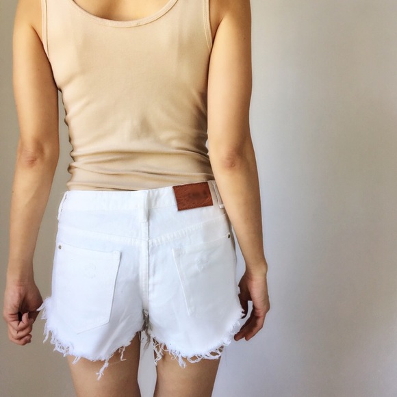Sloan white distressed frayed denim shorts - Picture 4 of 4