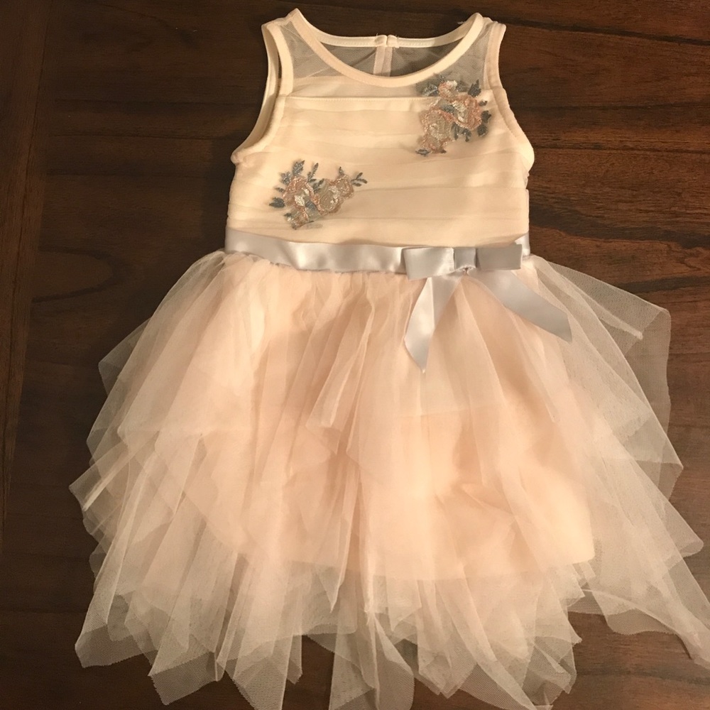 Little girl dress