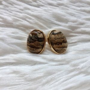 💥4/$25💥 Semi-Precious Stone Earring Gold Trim