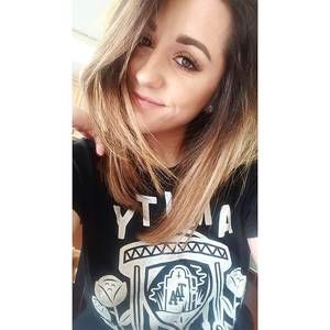 Meet your Posher, Lela