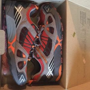 Men's North Face Fire Road trail/ cross trainers