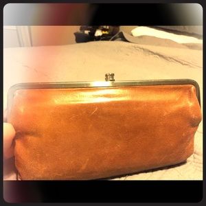 Beautiful Hobo clutch