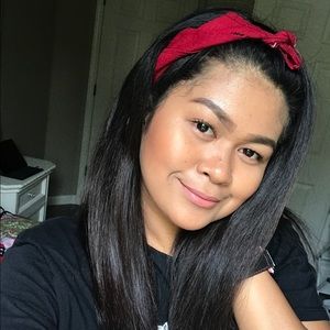 Meet your Posher, Mariemar