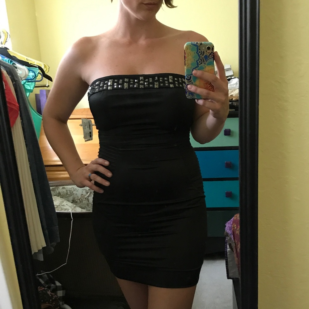 Bnwt Foreign exchange sexy stud lined dress