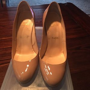 Christian Louboutin Simple Nude Pumps size 38 1/2