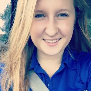 Meet your Posher, Amy