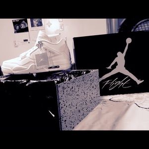 Meet your Posher, Anderson