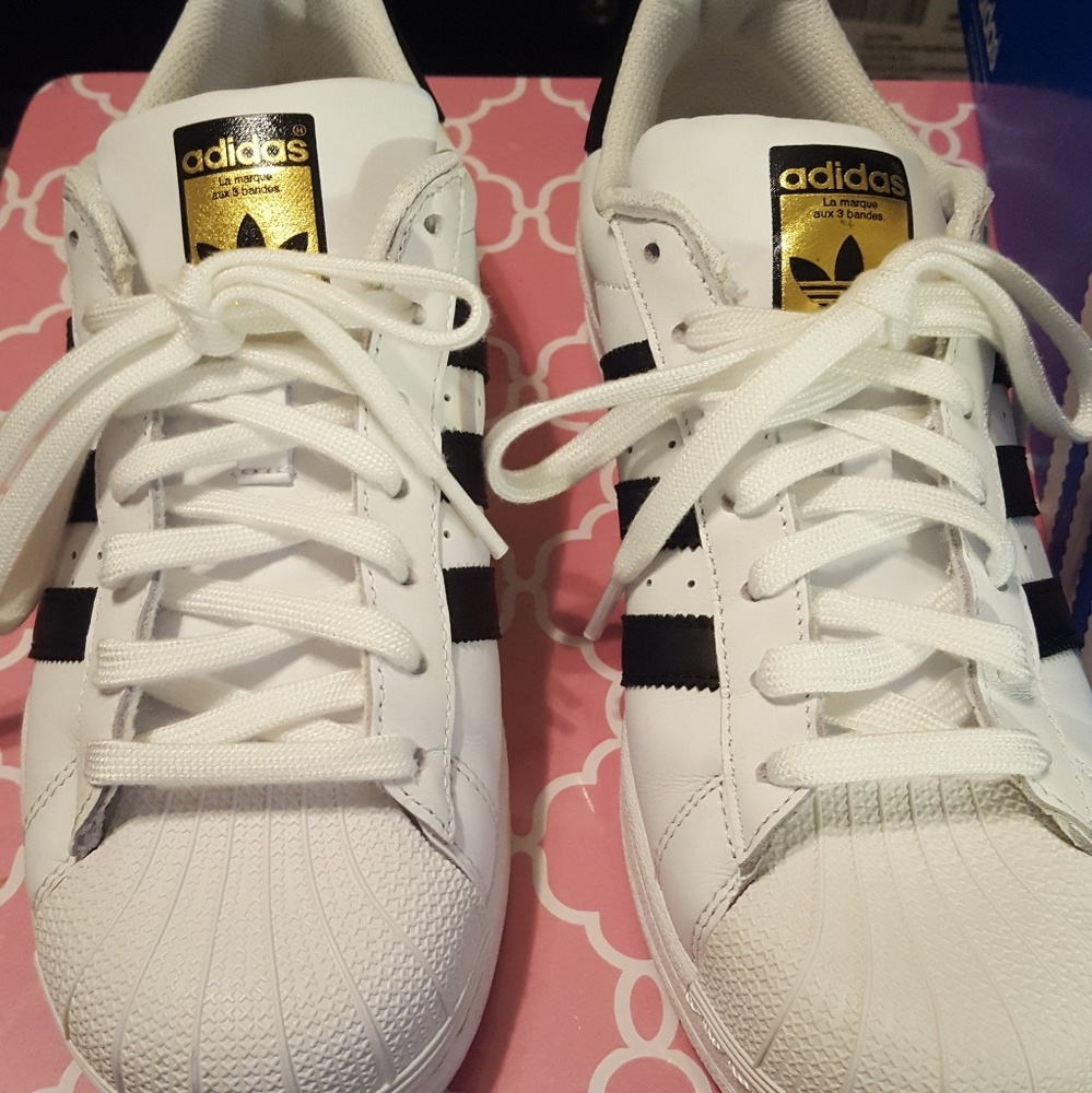 Adidas Superstar Women's 8.5