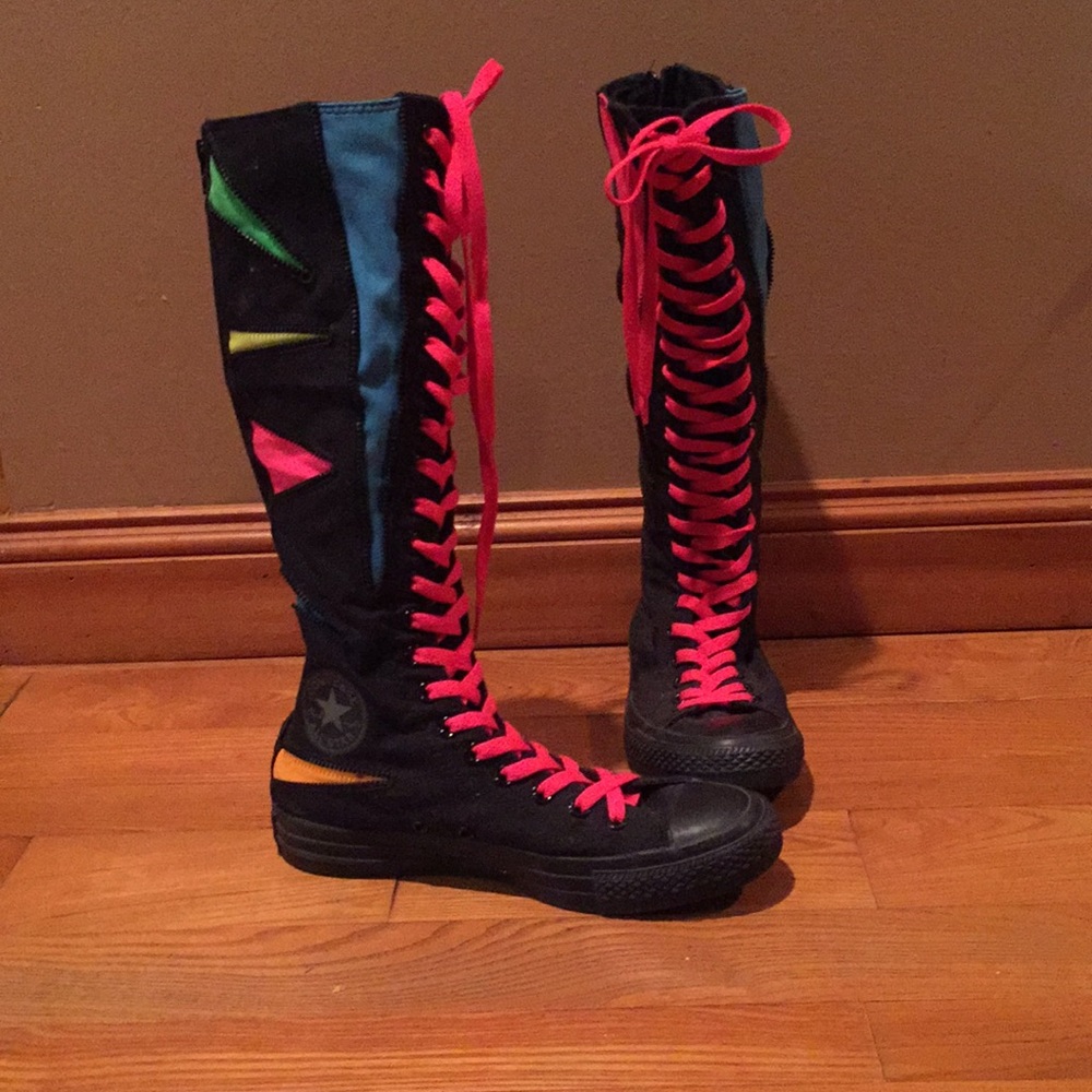 Converse knee high