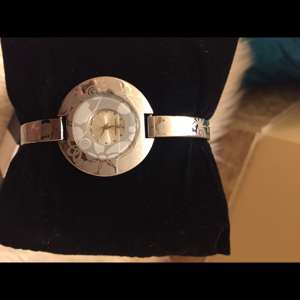 ❤️Sold❤️💯% Authentic Christian Van Sant Watch