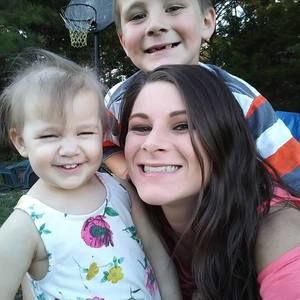 Meet your Posher, Hollie