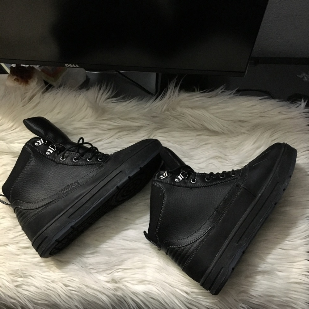 Nautica boots