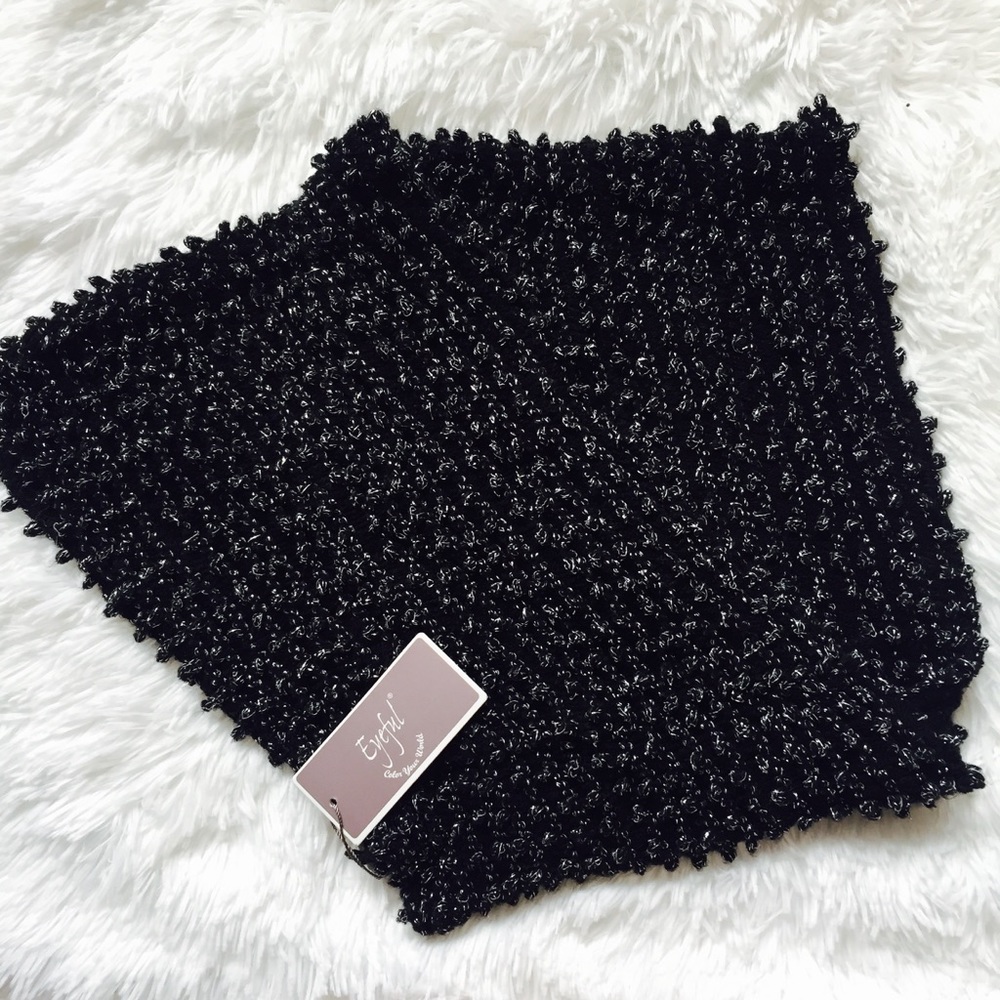 💥4/$25💥 Black Infinity Scarf w Silver Sparkle