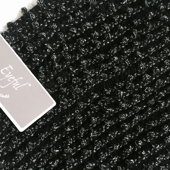 💥4/$25💥 Black Infinity Scarf w Silver Sparkle - Picture 2 of 3