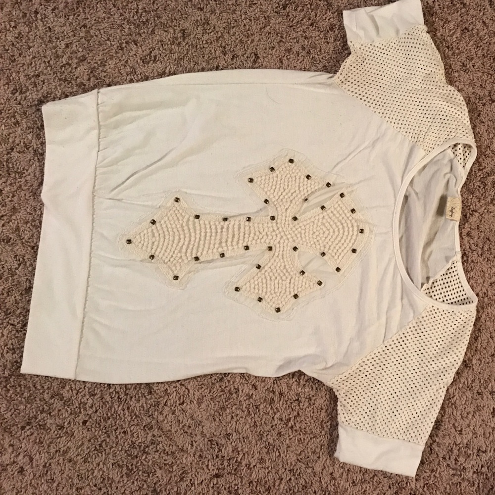 White daytrip cross shirt