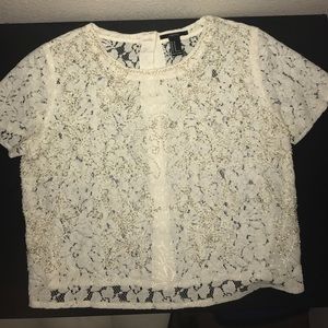 Beautiful lace and pearl cream cropped blouse