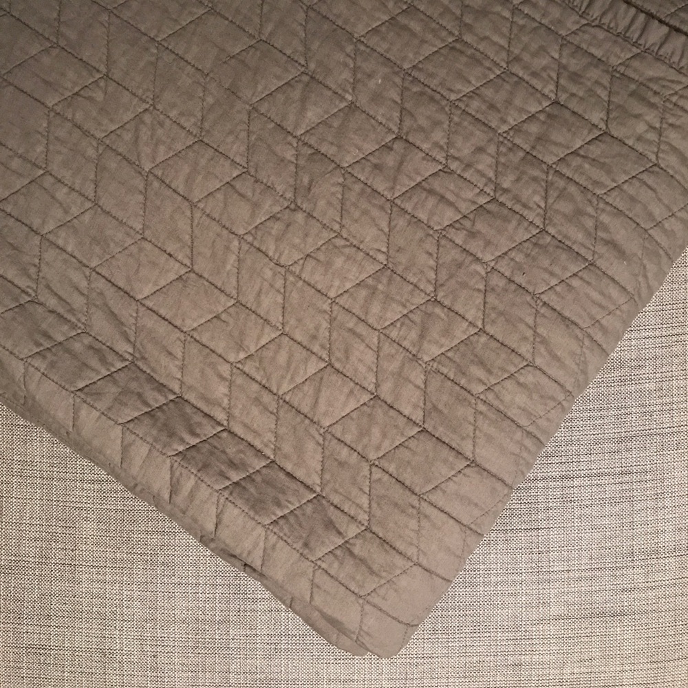 Full/Queen Threshold Quilt