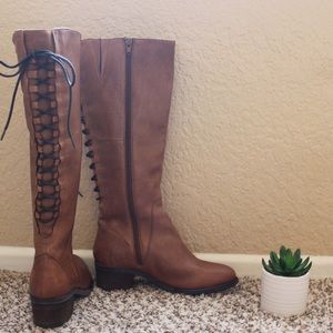 Steve Madden lace up boots!