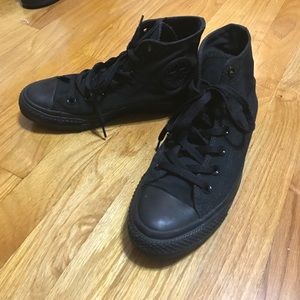 Converse (High Top)