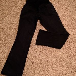 LIKE NEW Old Navy Maternity Black Khakis